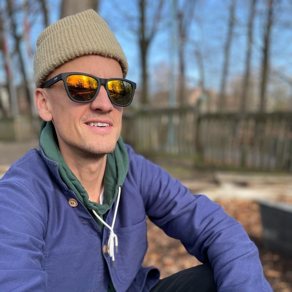 Meet your Posher, Clark - Picture 1 of 1